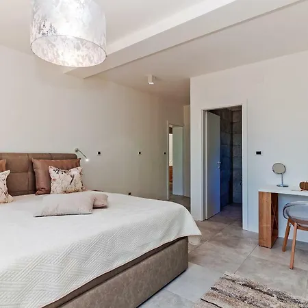 Punta - Perfect Experience Sukošan